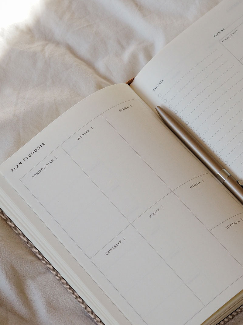 Jak skutecznie zaplanować tydzień w planerze tygodniowym?