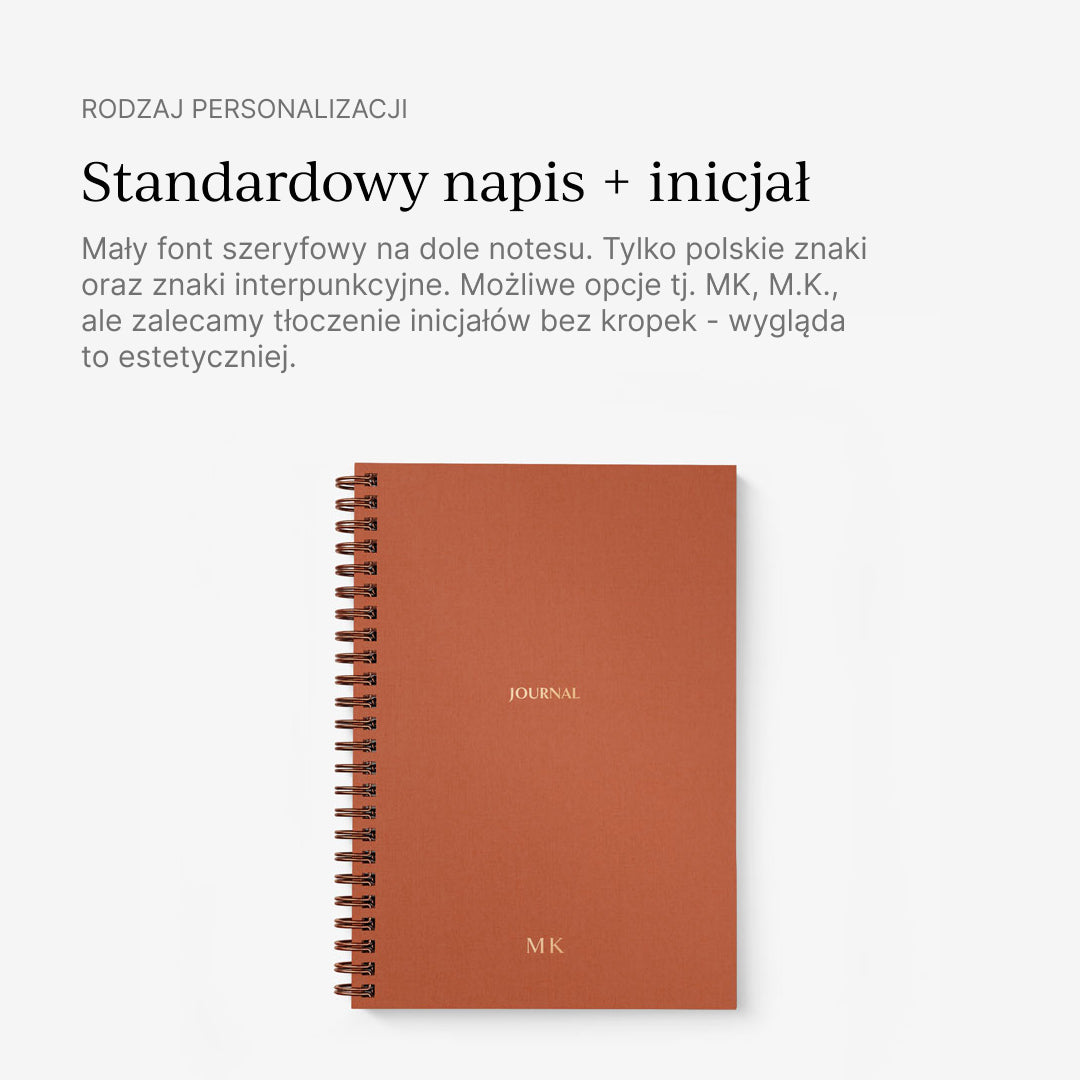 Personalizacja inicjałem na prezent - planery i notesy