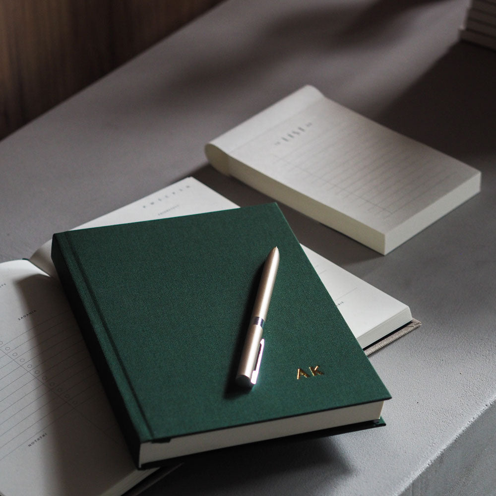 Elegancki planer tygodniowy