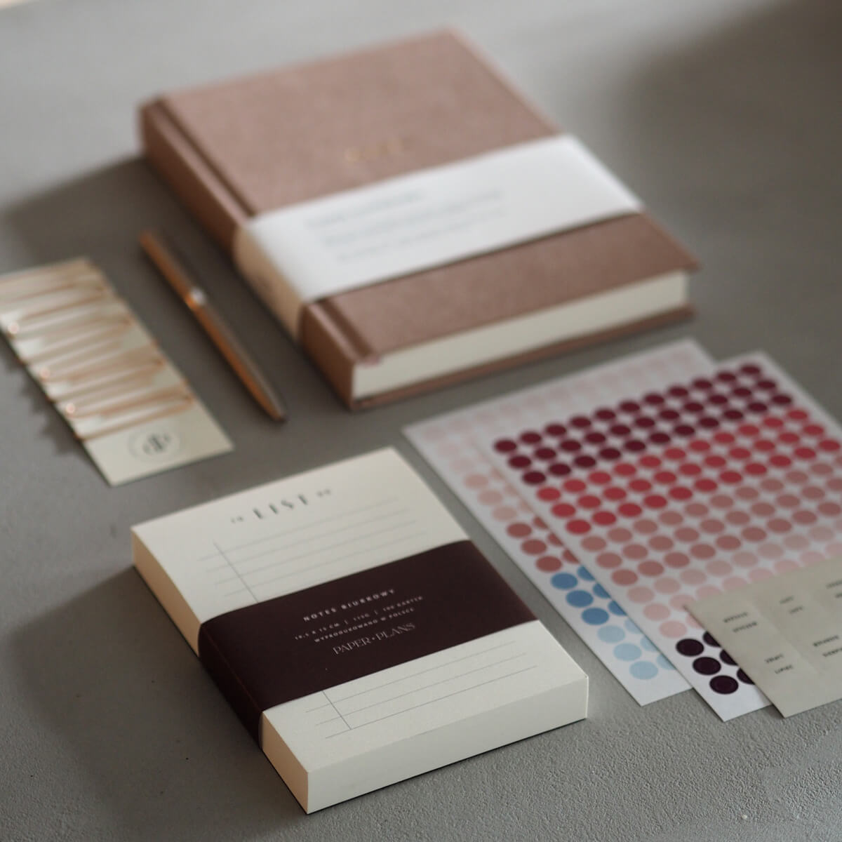 Zestaw DOBRZE ZORGANIZOWANY DZIEŃ - planer z układem godzinowym (kolumnowym)