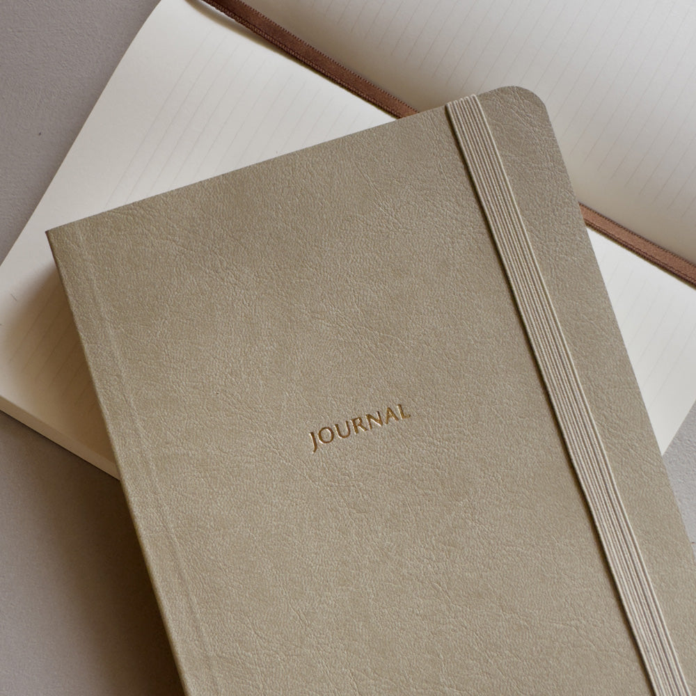 Beżowy notes w linie A5