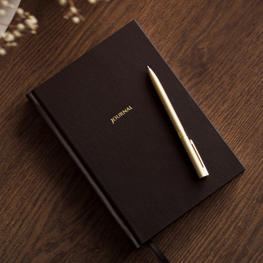 Czarny planer dzienny