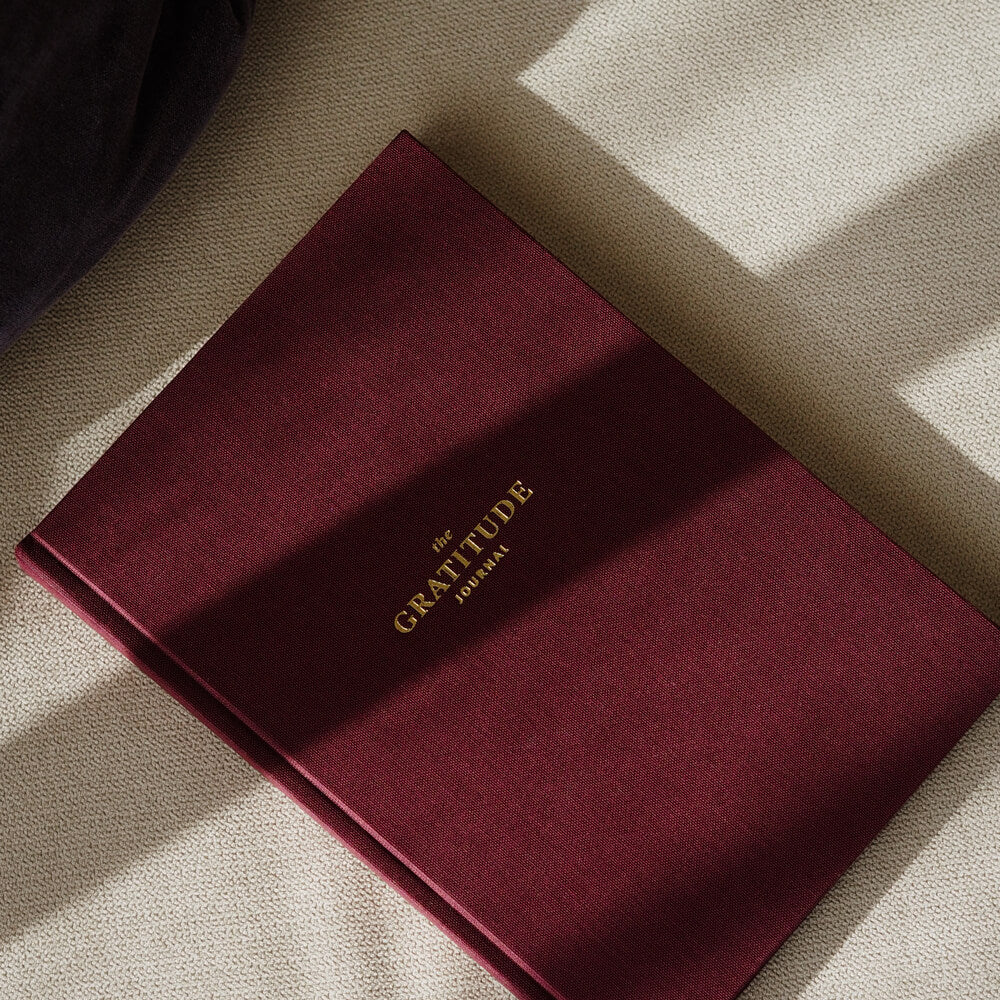 Dziennik Wdzięczności w kolorze purpurowym - narzędzie do codziennej praktyki uważności i wdzięczności