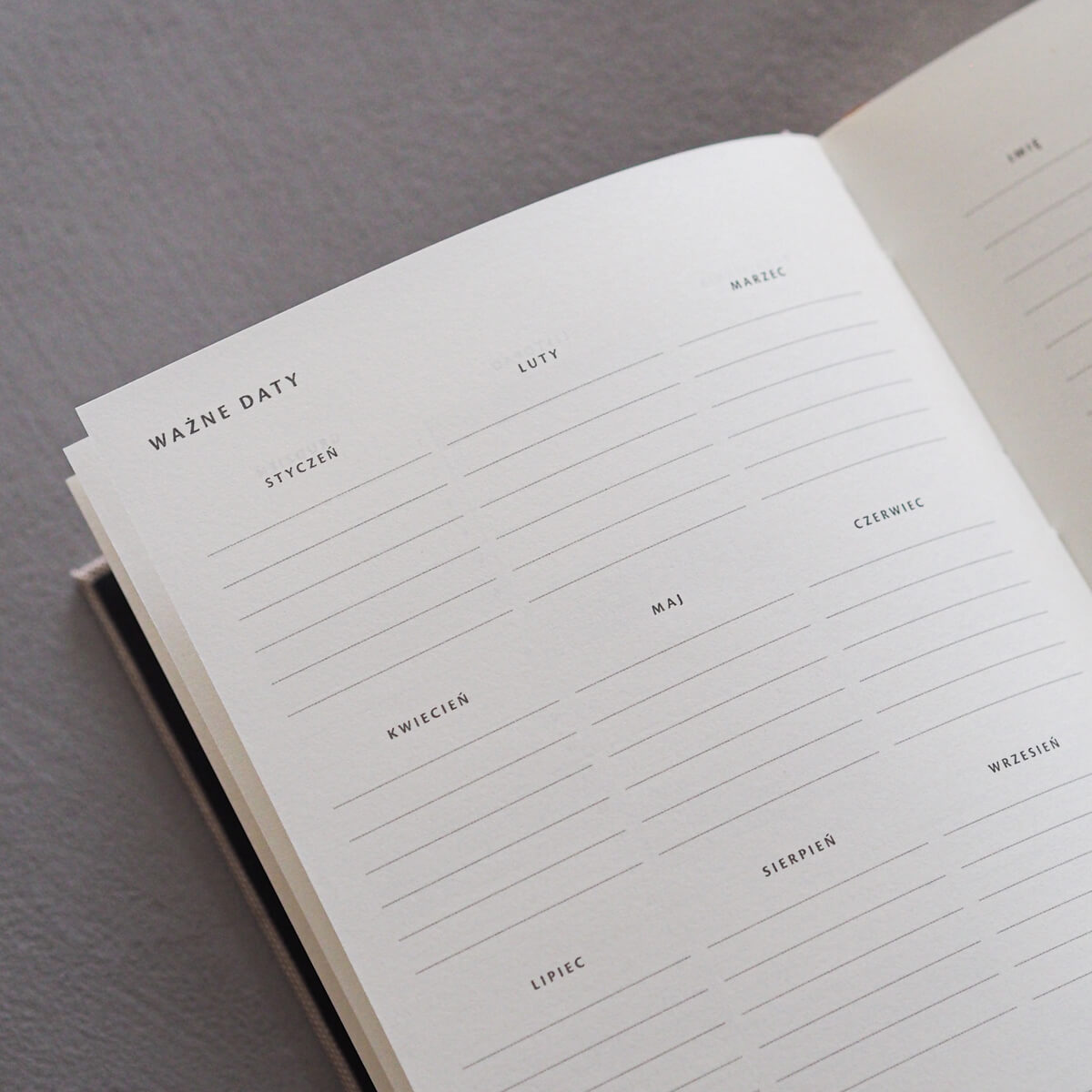 Kalendarz dzienny 2026 - DUST PINK