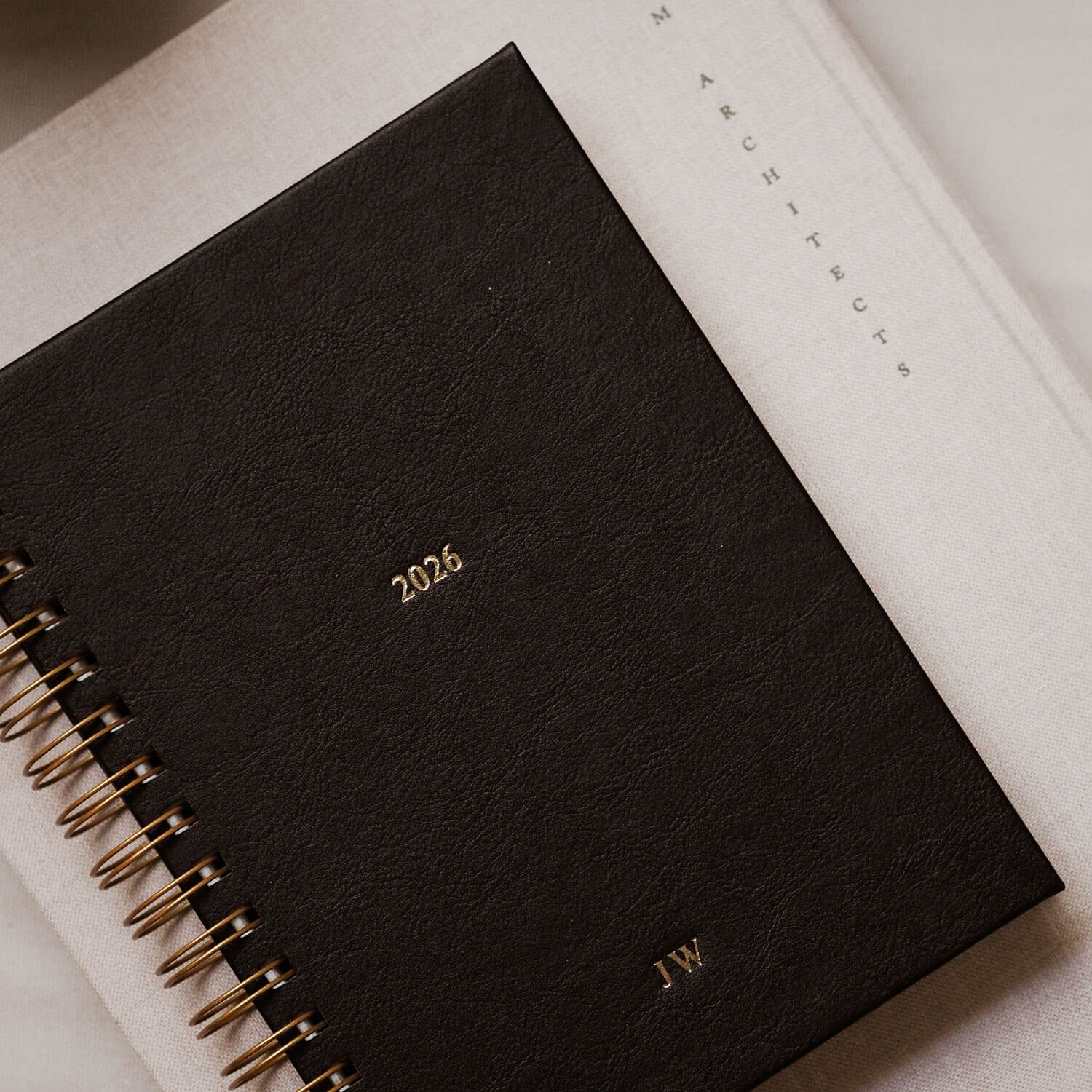 Kalendarz tygodniowy na spirali 2026 - CLASSY BLACK