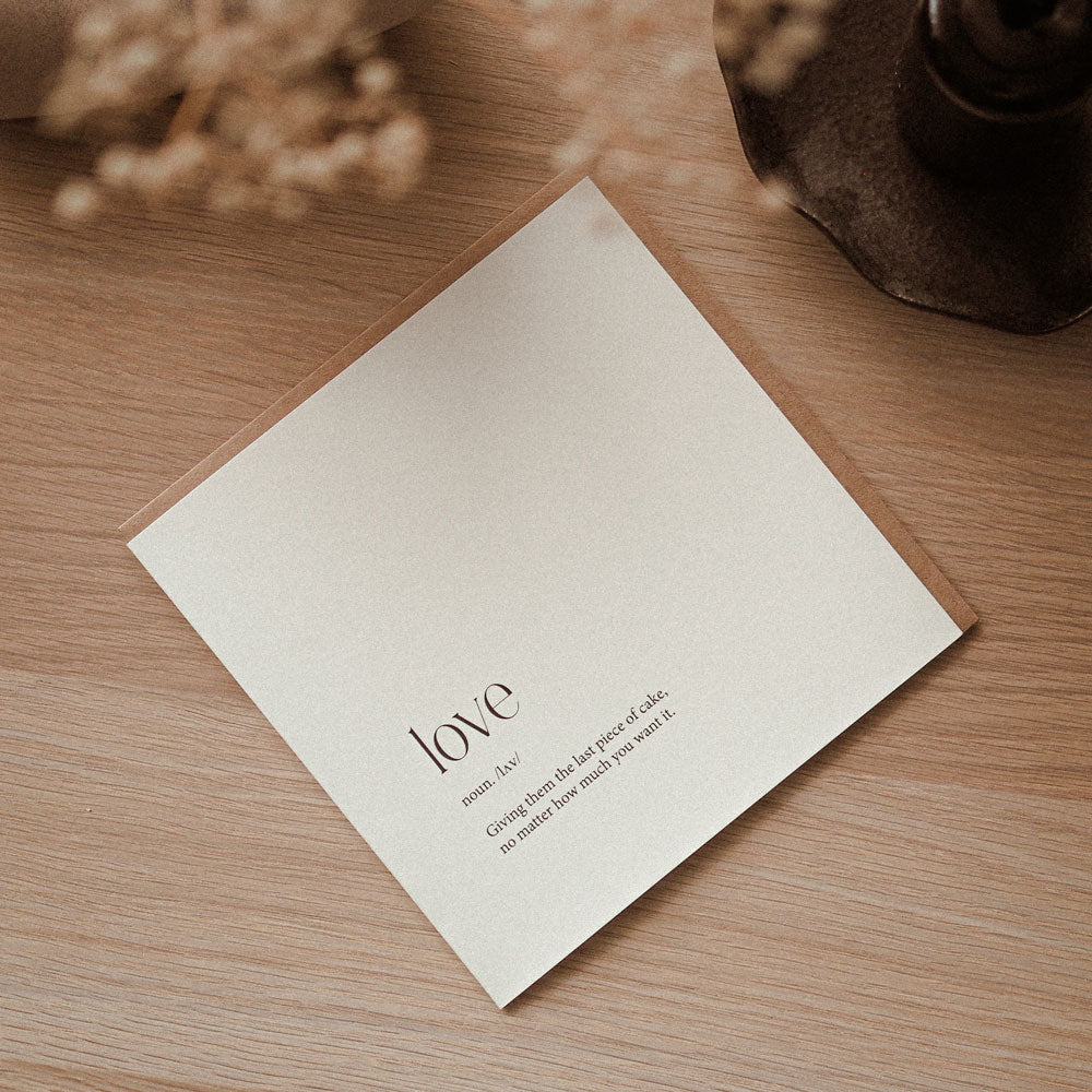 Kartka okolicznościowa z napisem Love