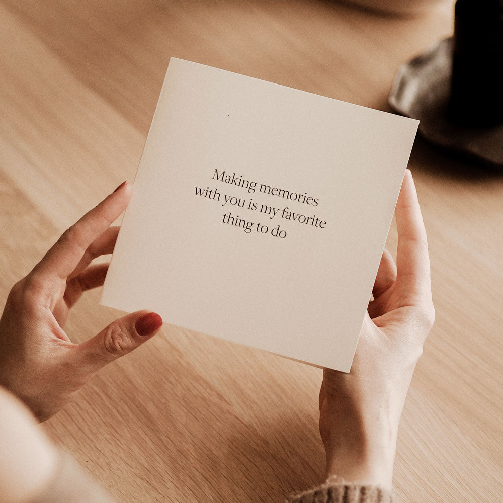 Kartka okolicznościowa z napisem Making memories with you