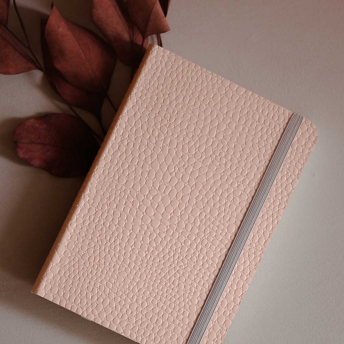 Notes b6 różowy z gumką