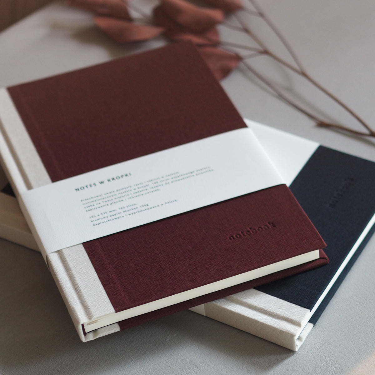 Bordowy notes w kropki B5