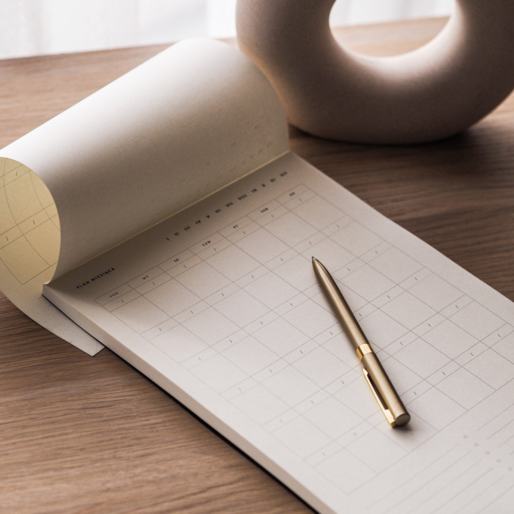 Notes biurkowy plan miesiąca