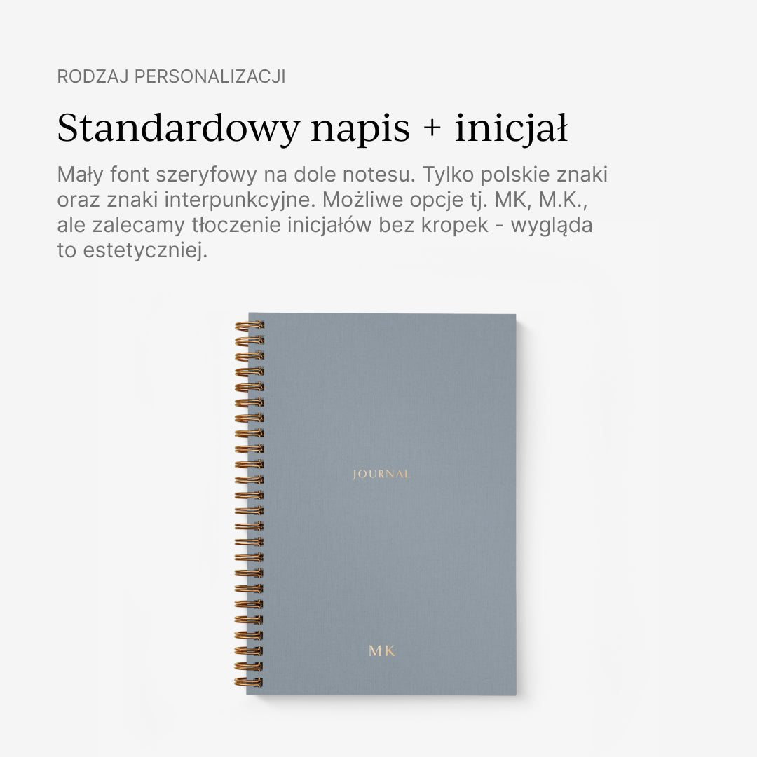 Niebieski planer tygodniowy z Twoim inicjałem – niech organizacja zaczyna się od Ciebie.