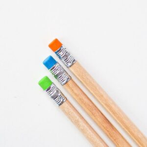 Ołówki z kolorową gumką
