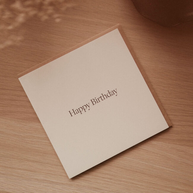 Kartka urodzinowa z napisem Happy Birthday