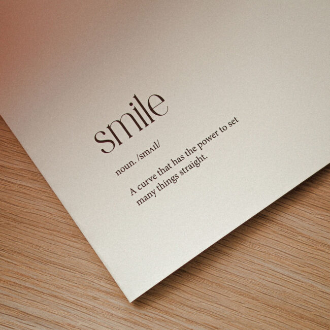 Kartka okolicznościowa z napisem Smile