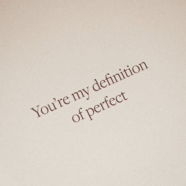 Kartka okolicznościowa z napisem You're my definition of perfect