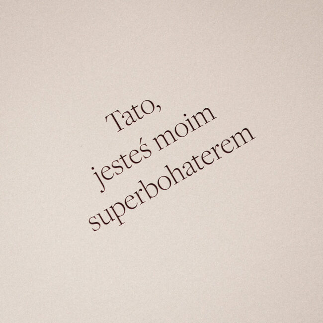Kartka okolicznościowa Tato,, jesteś moim superbohaterem!